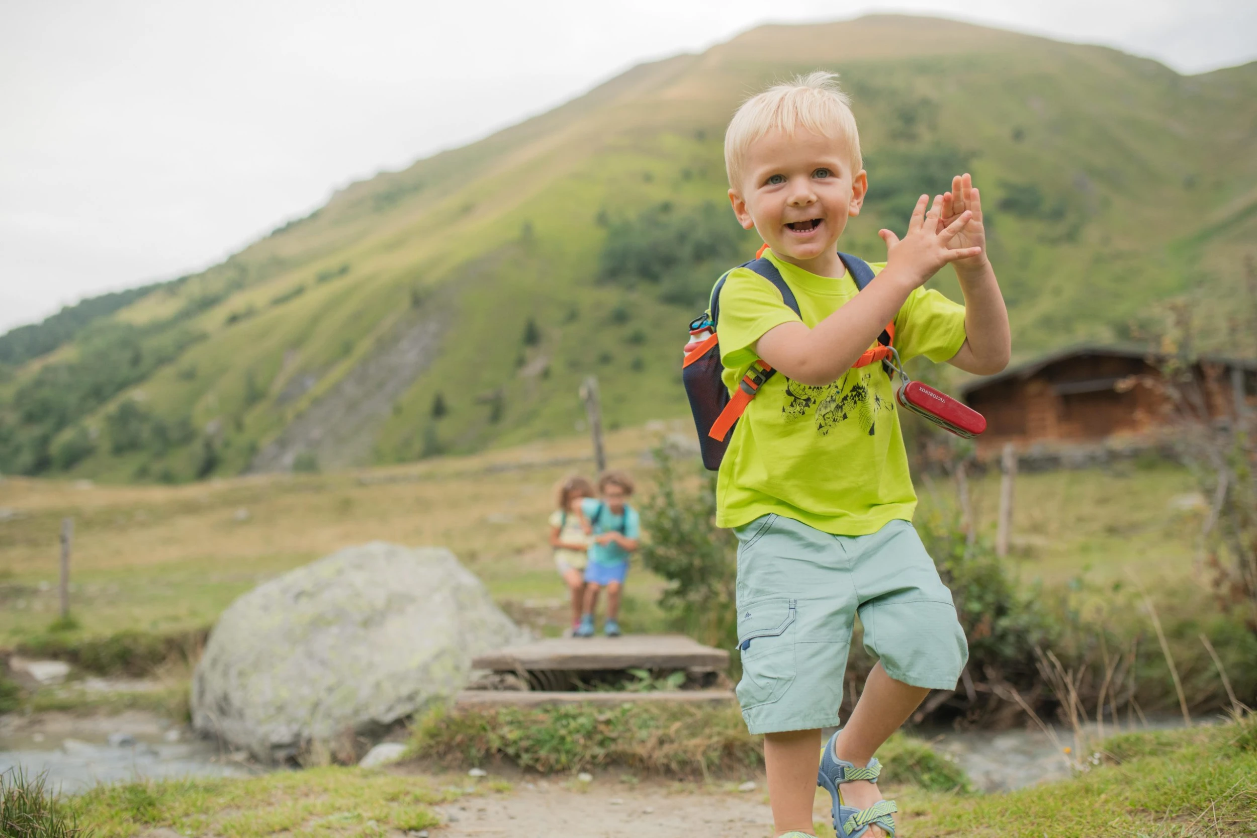 Quechua Kids' Hiking Sandals - MH 100 Yellow - Image 10