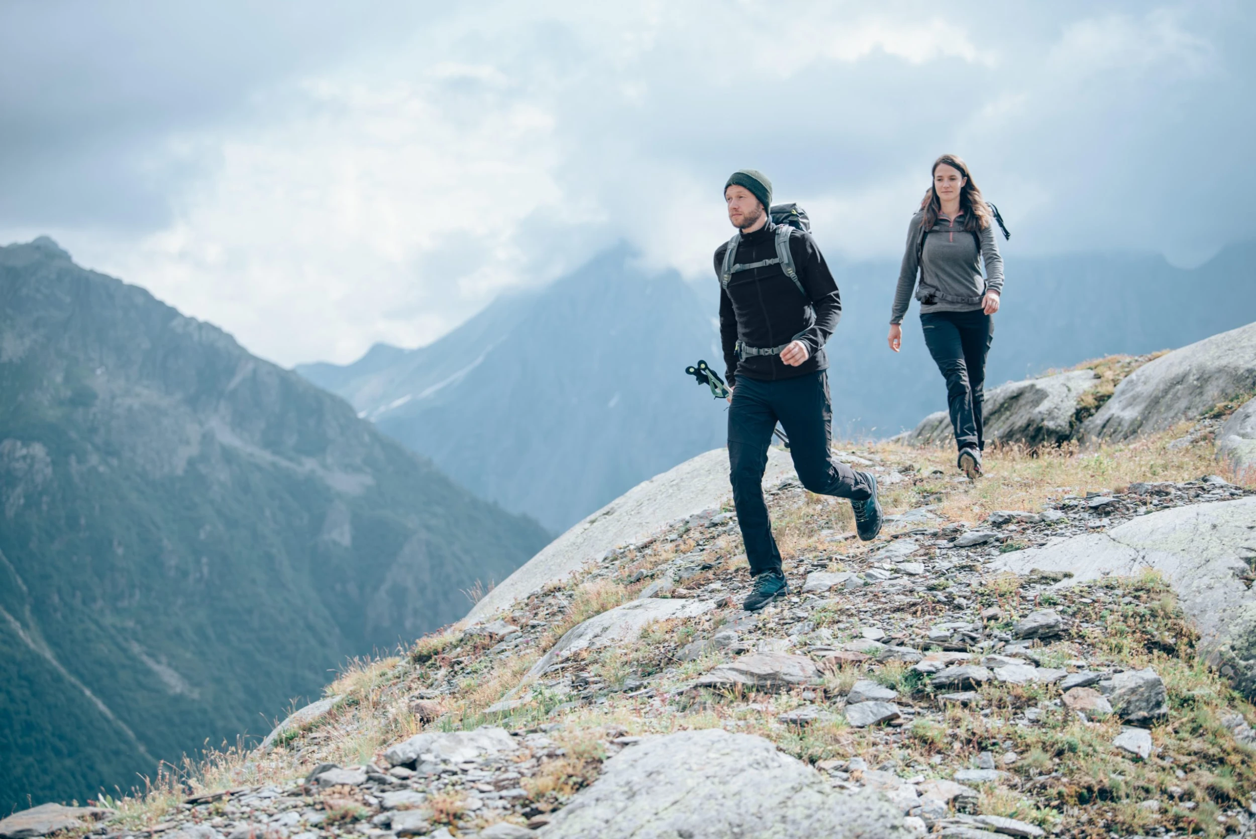 Quechua MH 100 Hiking Fleece Jacket - Women - Image 9