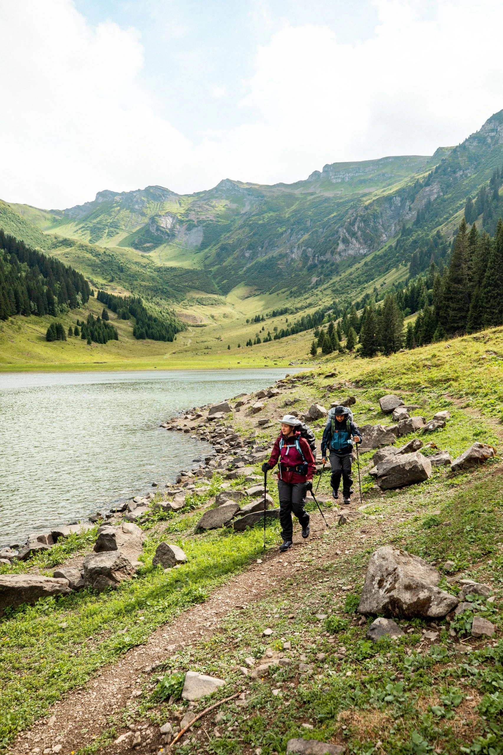 Forclaz Hiking Waterproof Hat - MT 900 White - Image 8